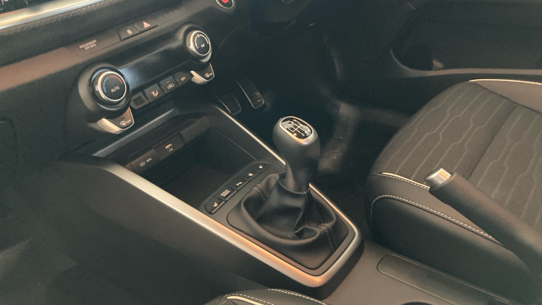 Kia Stonic 1.0T GDi 48V 98 GT-Line S 5dr Petrol Estate